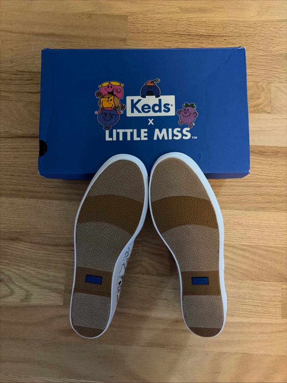 Keds Miss Chatterbox White Sneakers with Pink Accents - Picture 5 of 5